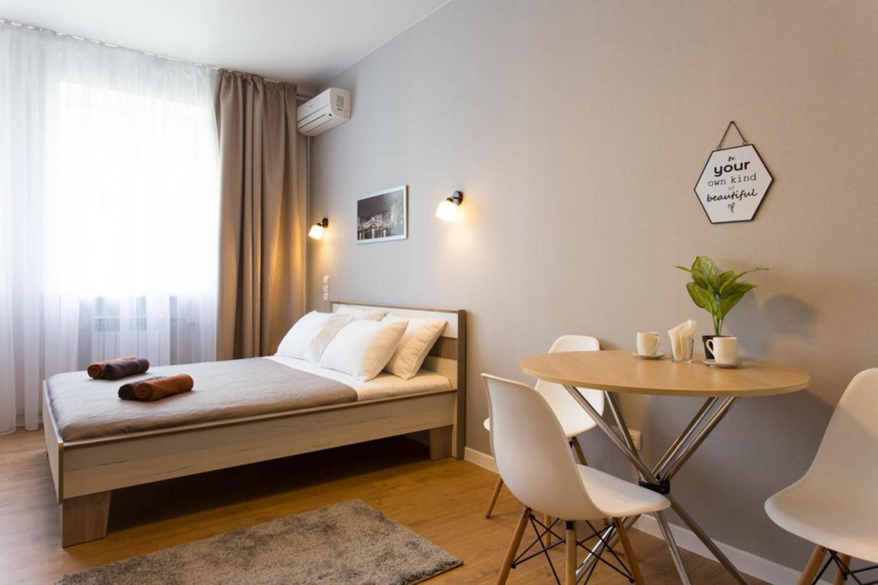 Modern Studio, Metro Yaroslava Mudroho And Universytet - Chernyshevska Str 95-2 Kharkov Ngoại thất bức ảnh