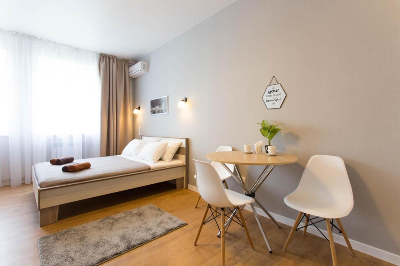 Modern Studio, Metro Yaroslava Mudroho And Universytet - Chernyshevska Str 95-2 Kharkov Ngoại thất bức ảnh